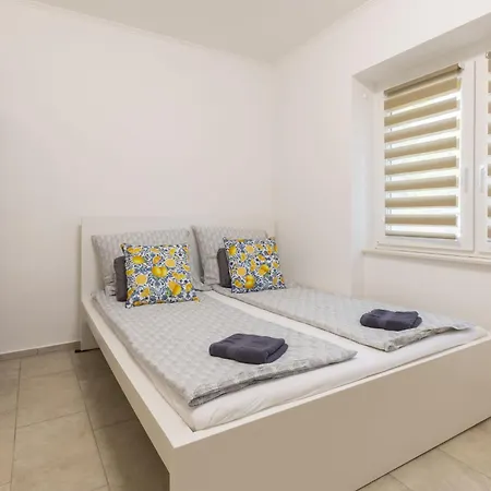 Sio 46 1 By Interhome Апартаменты Шиофок