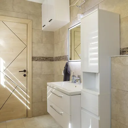Sio 46 1 By Interhome Апартаменты Шиофок